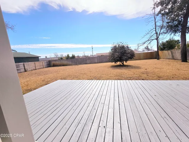$2,500 | 807 South Longwood Circle, Panama City, FL 32405