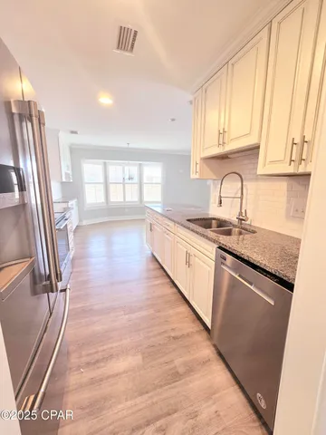 $2,500 | 807 South Longwood Circle, Panama City, FL 32405