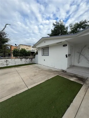 $2,500 | 1132 Northwest 38th Street, Unit 1132, Miami, FL 33127