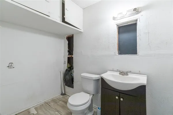 $105,000 | 509 Scott Street, Tye, TX 79563