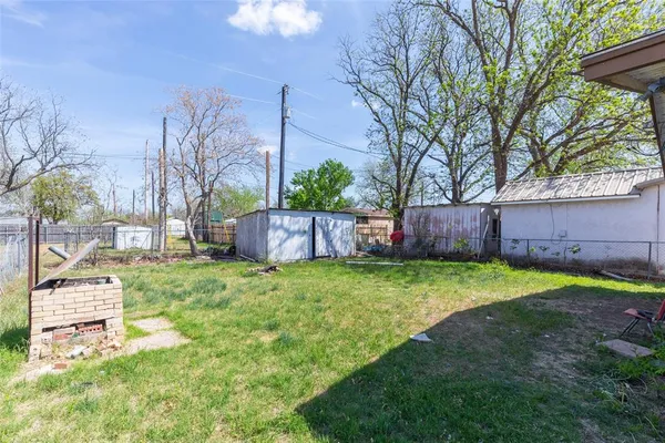 $105,000 | 509 Scott Street, Tye, TX 79563