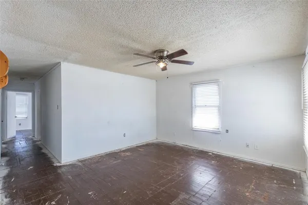 $105,000 | 509 Scott Street, Tye, TX 79563