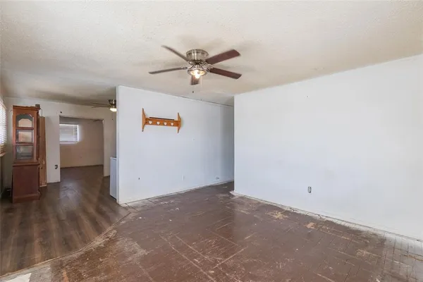 $105,000 | 509 Scott Street, Tye, TX 79563