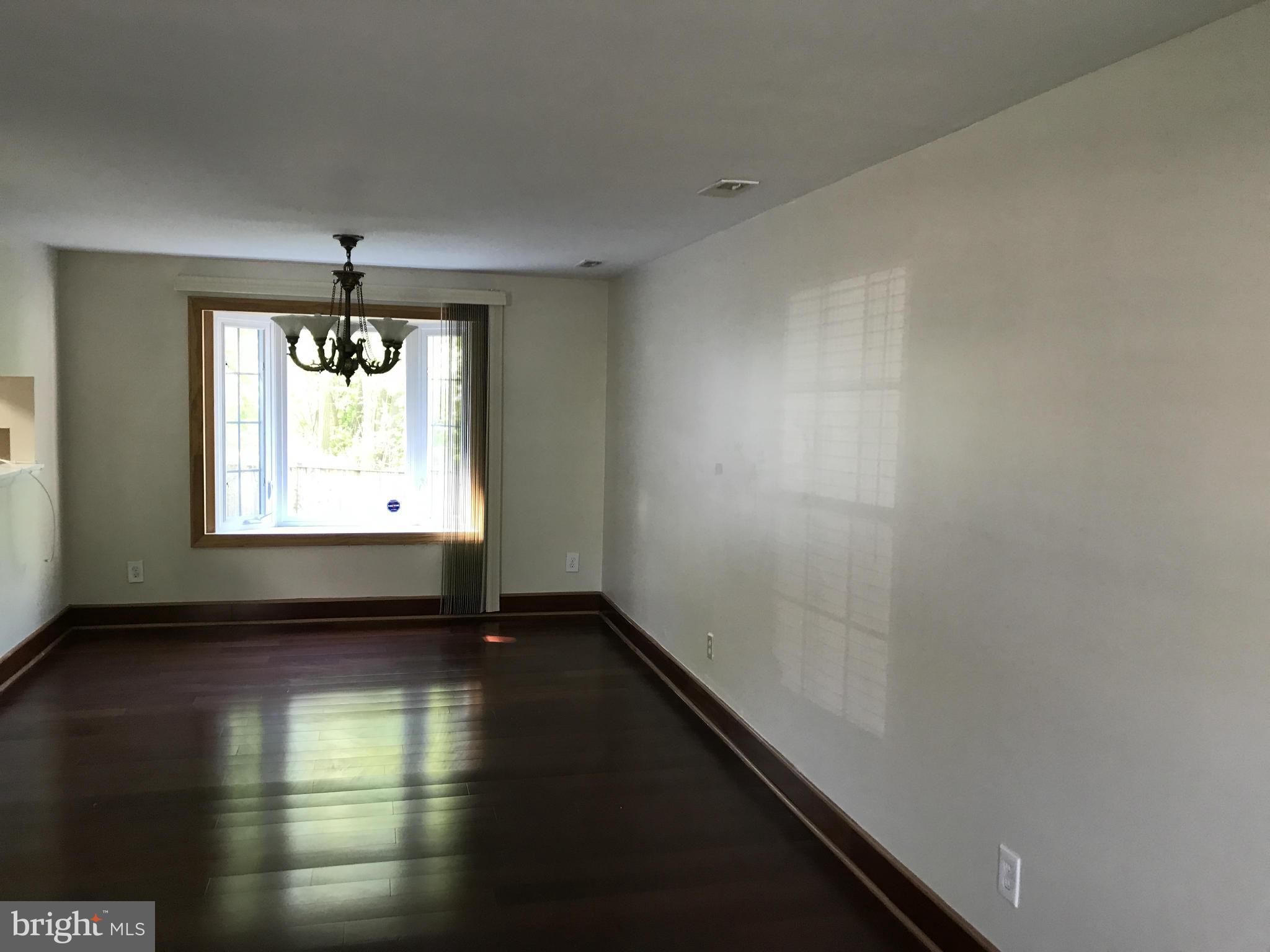 8648 Heathermill Road Baltimore, MD 21236 - Photo 3 of 9 Interior (General)