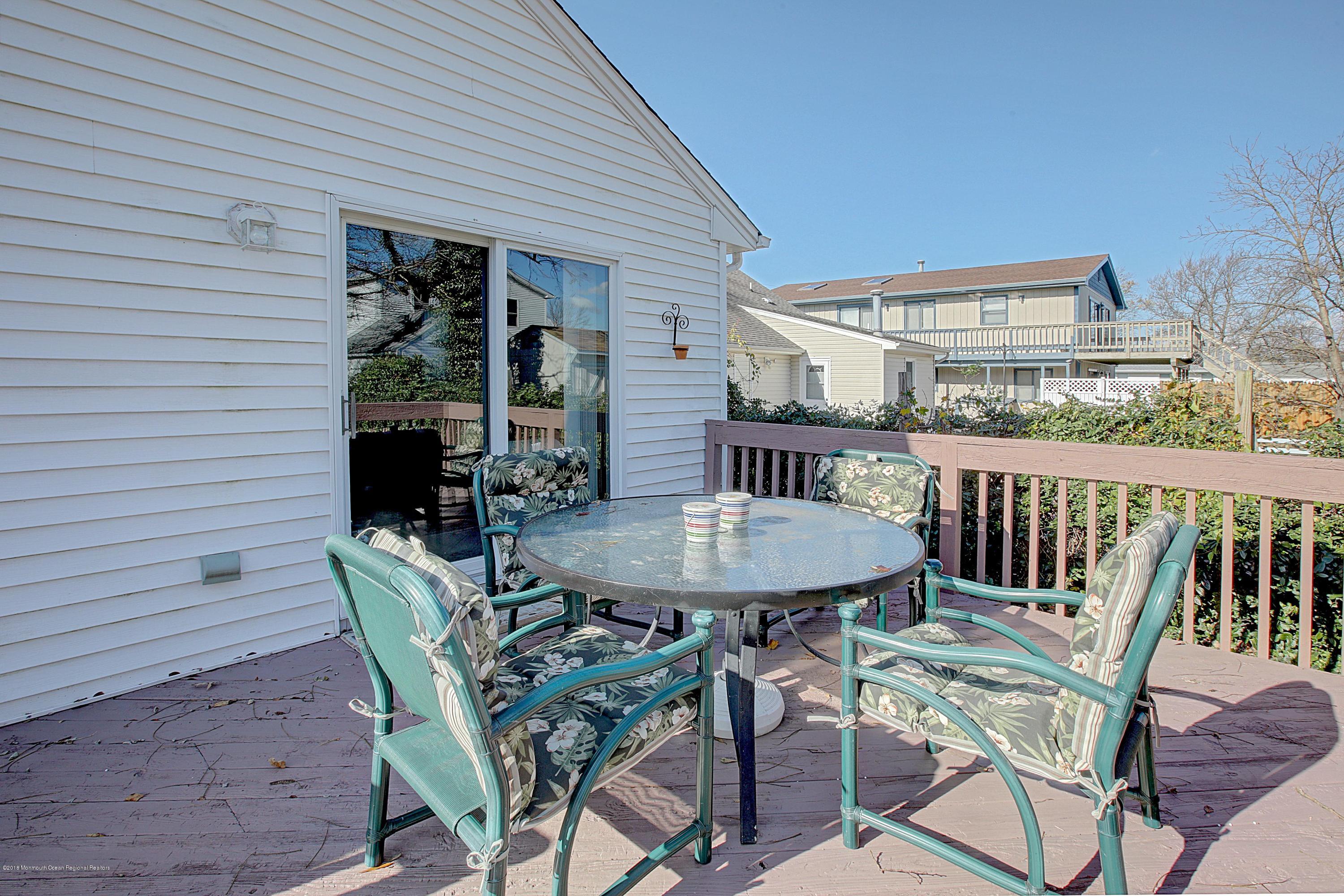 111 Grover Road Toms River, NJ 08753 - Photo 16 of 25 016_Deck