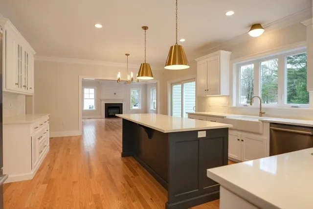 $1,839,000 | 23 Winter Street, Medfield, MA 02052