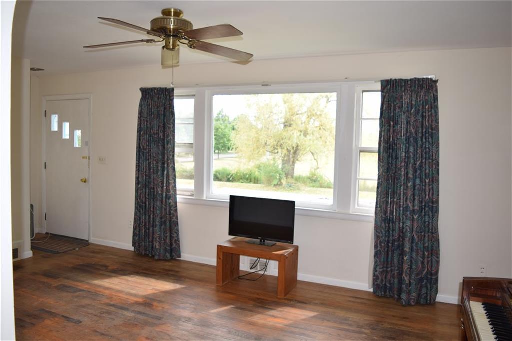 325 Tuttle Road Cumberland Center, ME 04021 - Photo 4 of 17 Photo