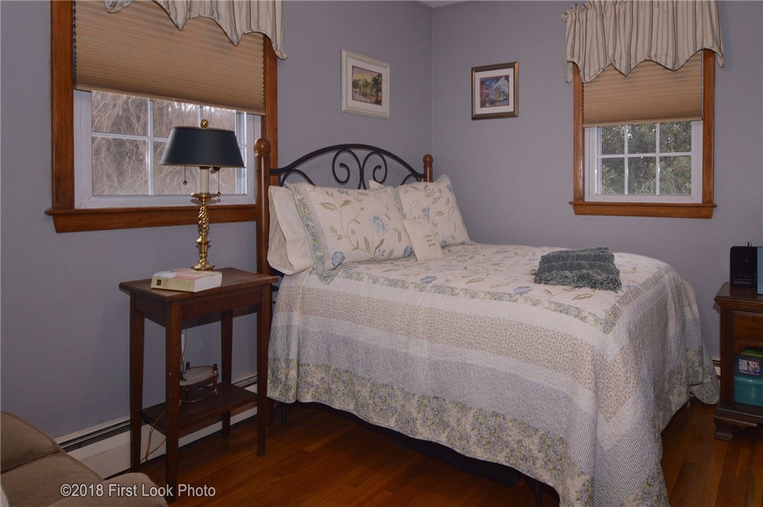 10 Redwood Road Portsmouth, RI 02871 - Photo 13 of 27 Gallery Image 13