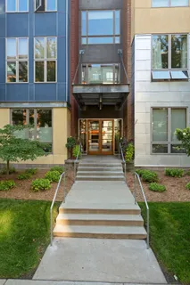 $369,500 | 2840 Bryant Avenue South, Unit E303, Minneapolis, MN 55408