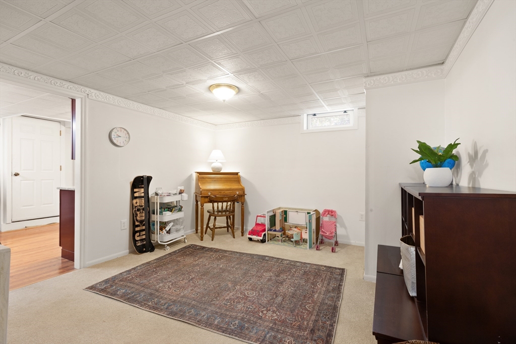 20 Lyndon Road Sharon, MA 02067 - Photo 16 of 24