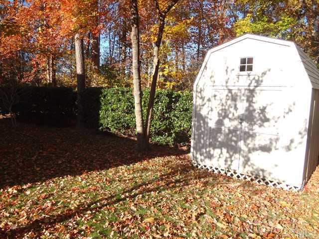 1132 Pilton Place Raleigh, NC 27604 - Photo 24 of 25 Gallery Image 24