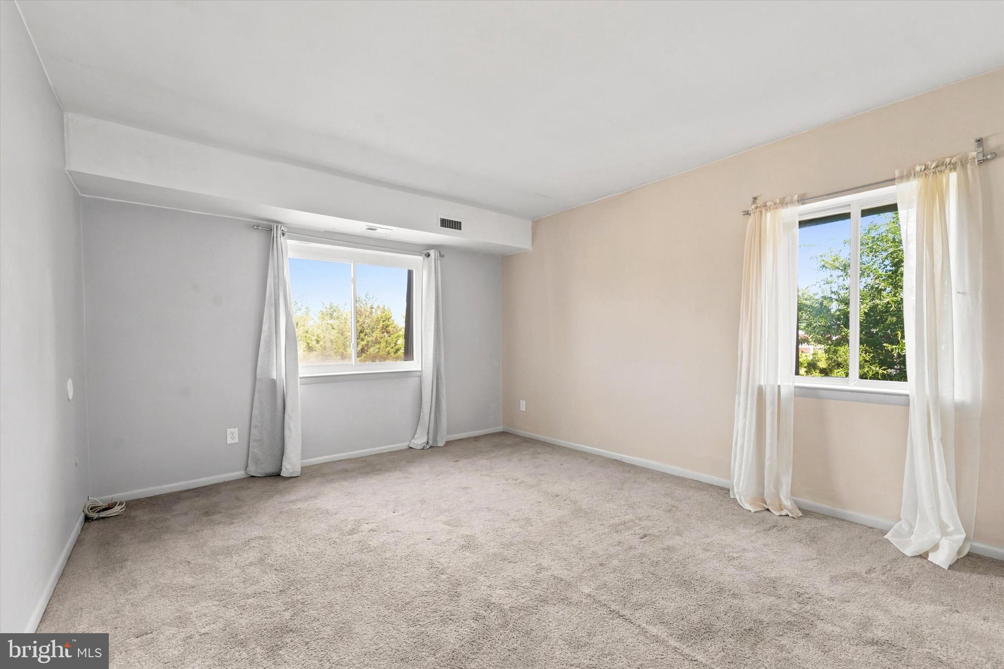 58201 Delaire Landing Road, Unit 201 Philadelphia, PA 19114 - Photo 15 of 25