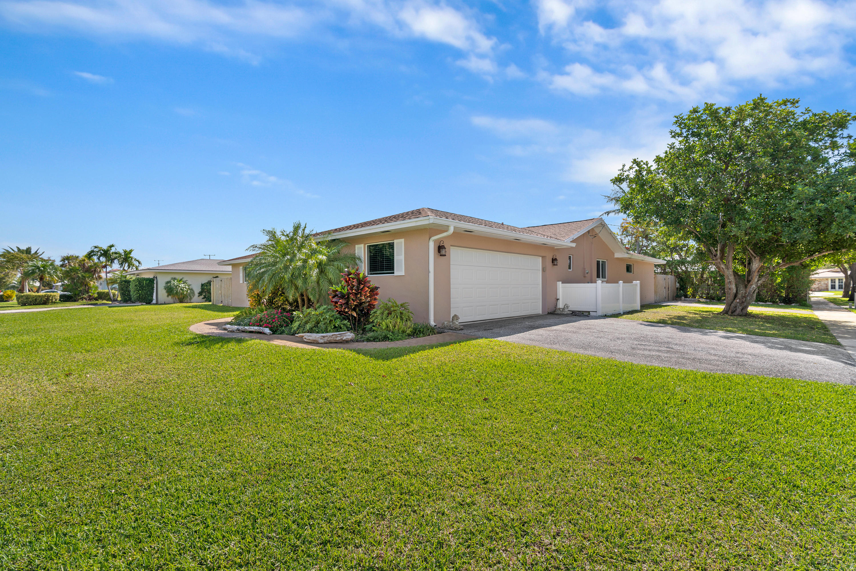 136 Cruiser Road North North Palm Beach, FL 33408 - Photo 37 of 37 _DSC0012