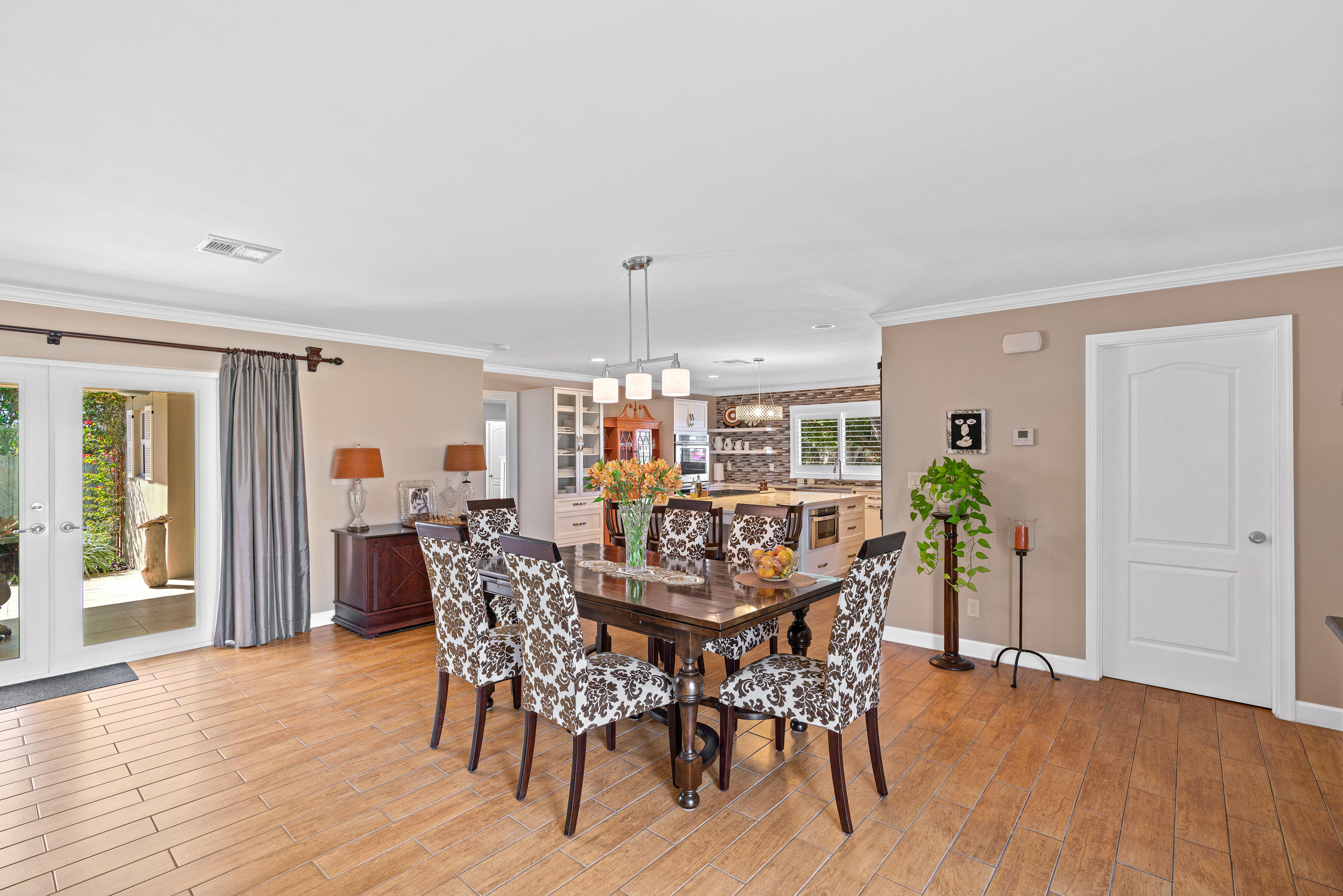136 Cruiser Road North North Palm Beach, FL 33408 - Photo 8 of 37 _DSC9854