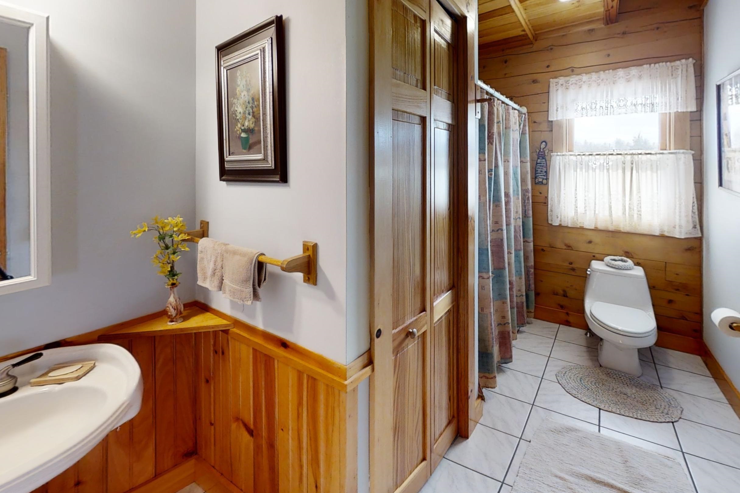 1382 Pleasant View Road Berkshire, VT 05476 - Photo 15 of 39 Gallery Image 15