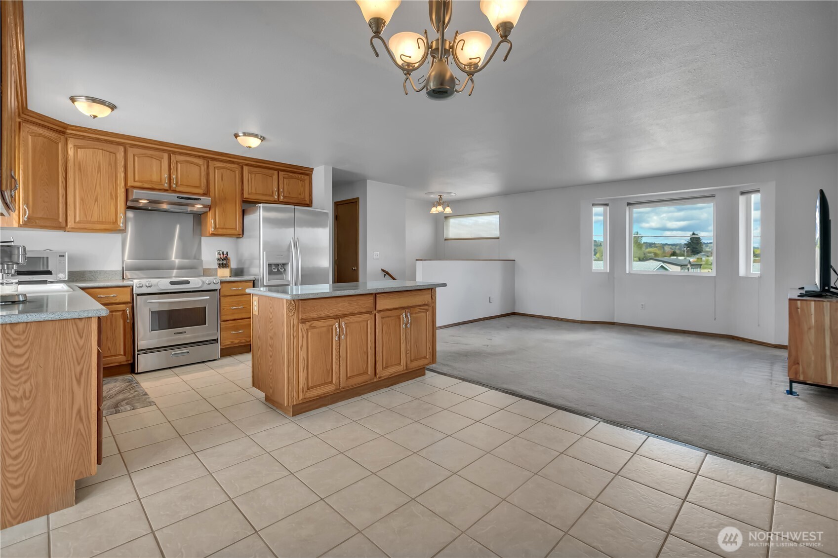 115 3rd Avenue Northwest Pacific, WA 98047 - Photo 4 of 30