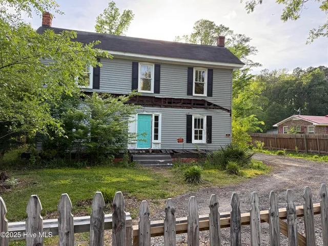 $85,999 | 207 North Broad Street, Everetts, NC 27825