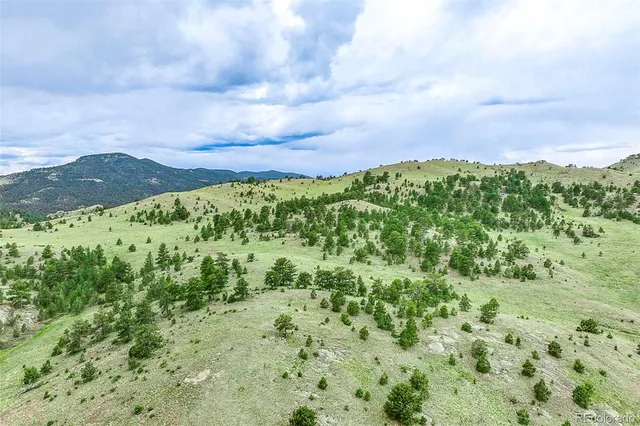 $810,000 | 10 County Road 102, Guffey, CO 80820