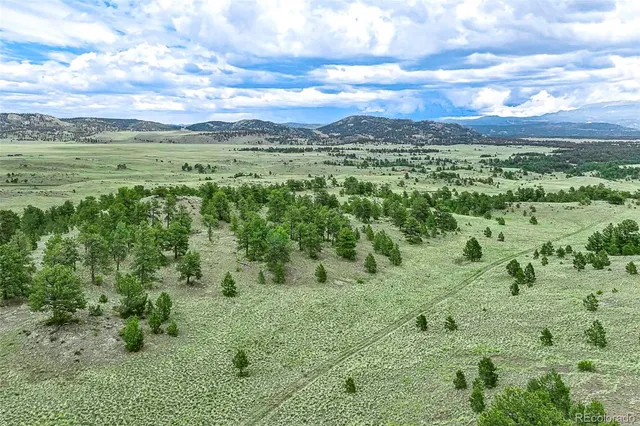 $810,000 | 10 County Road 102, Guffey, CO 80820