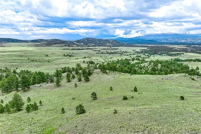 $810,000 | 10 County Road 102, Guffey, CO 80820