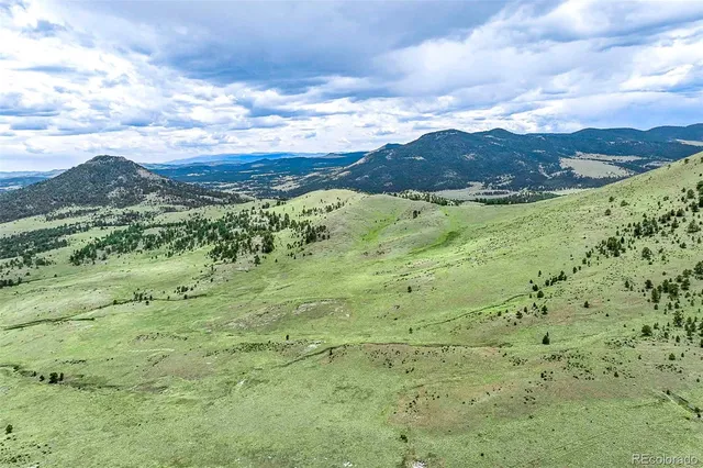 $810,000 | 10 County Road 102, Guffey, CO 80820