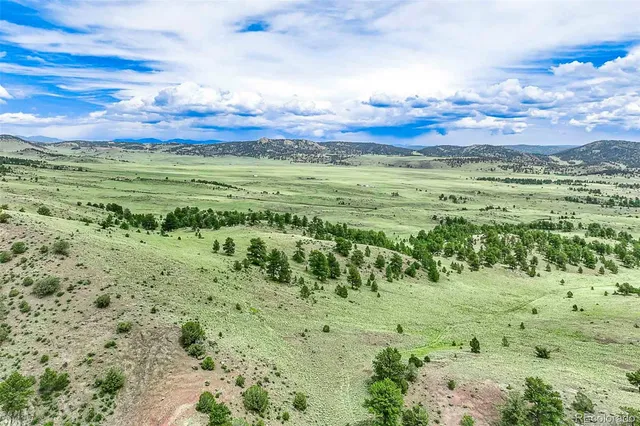 $810,000 | 10 County Road 102, Guffey, CO 80820