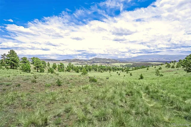 $810,000 | 10 County Road 102, Guffey, CO 80820