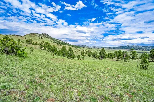 $810,000 | 10 County Road 102, Guffey, CO 80820