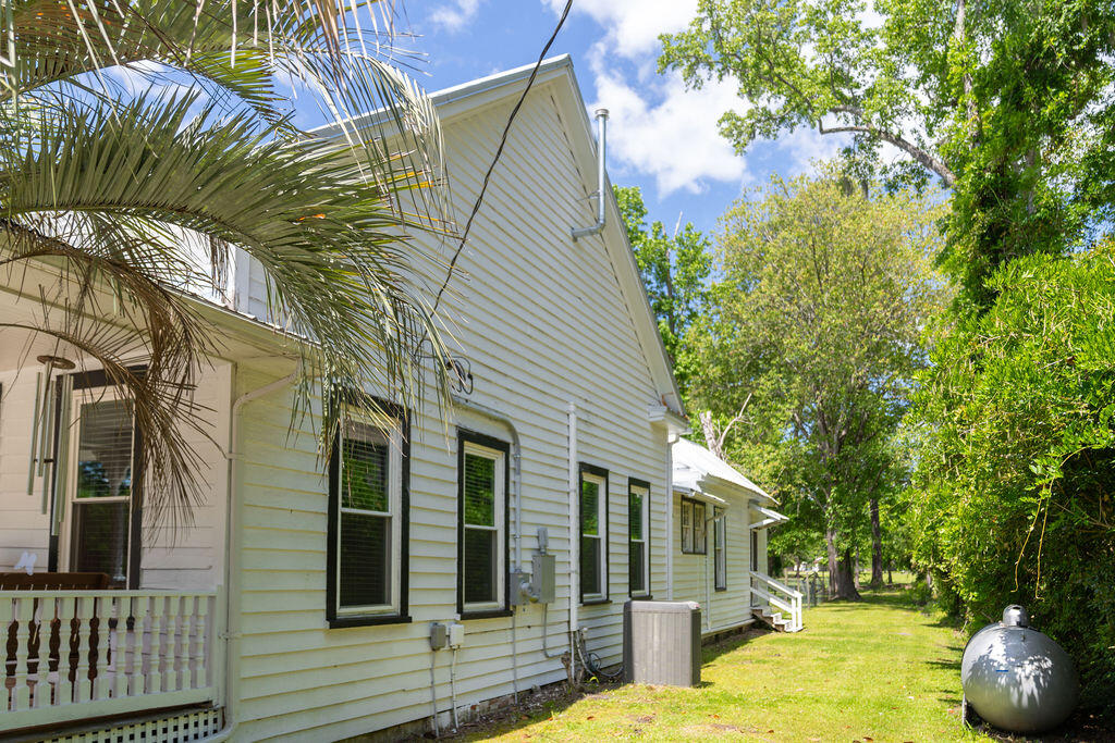 21785 Low Country Highway Ruffin, SC 29475 - Photo 8 of 69 DSC08324