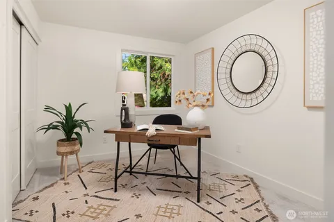 $1,697,200 | 14020 Northeast 62nd Street, Redmond, WA 98052