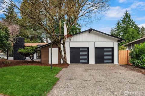 $1,697,200 | 14020 Northeast 62nd Street, Redmond, WA 98052