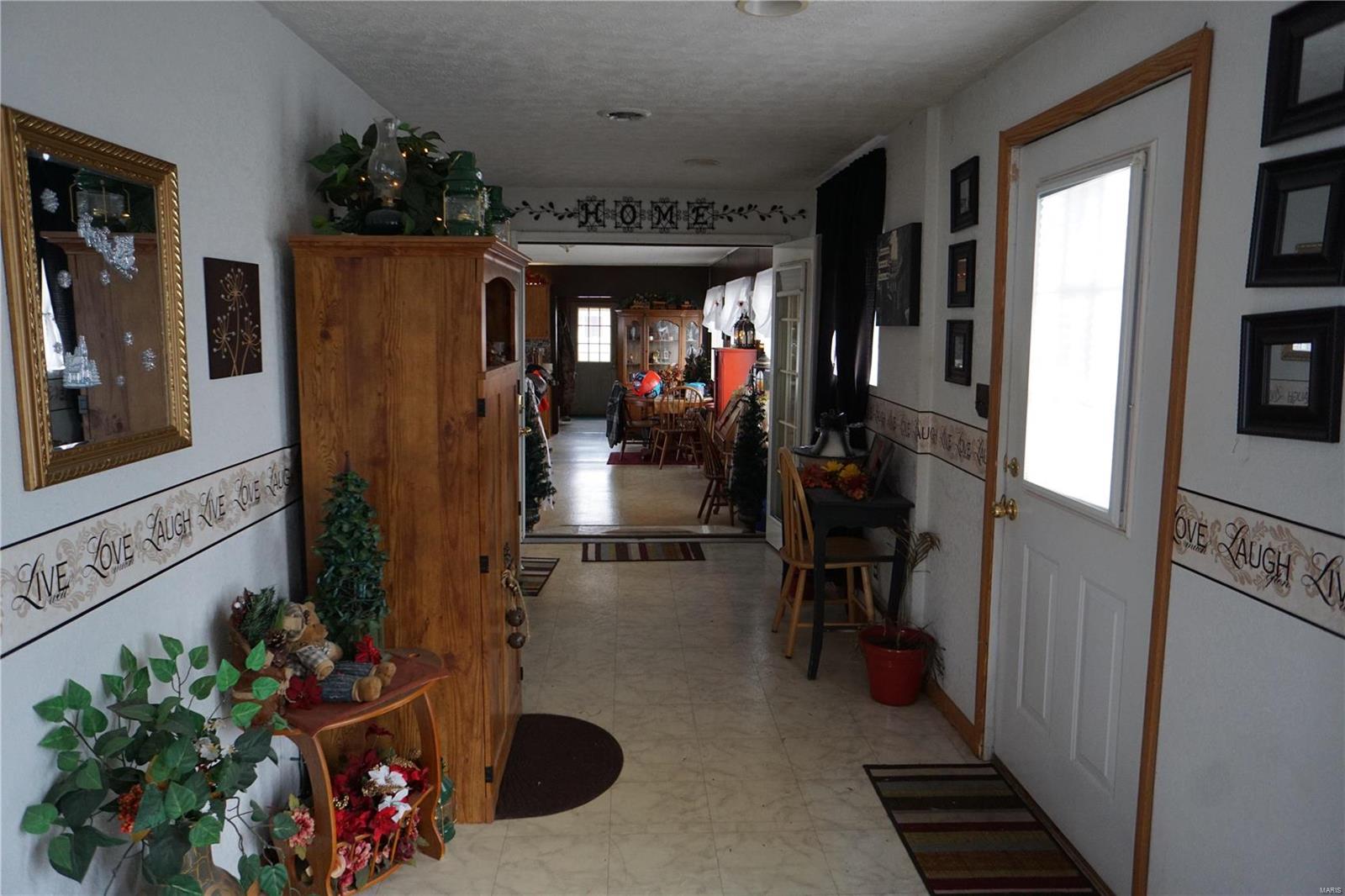 19467 Boulder Road Carlyle, IL 62231 - Photo 14 of 58