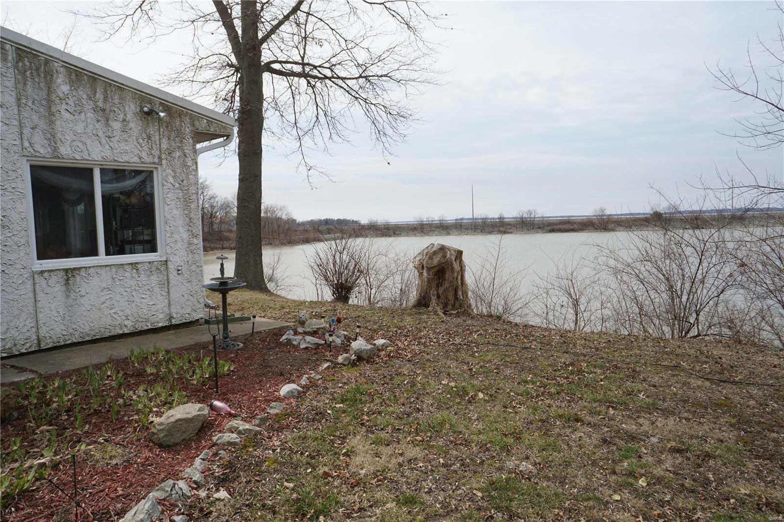 19467 Boulder Road Carlyle, IL 62231 - Photo 40 of 58
