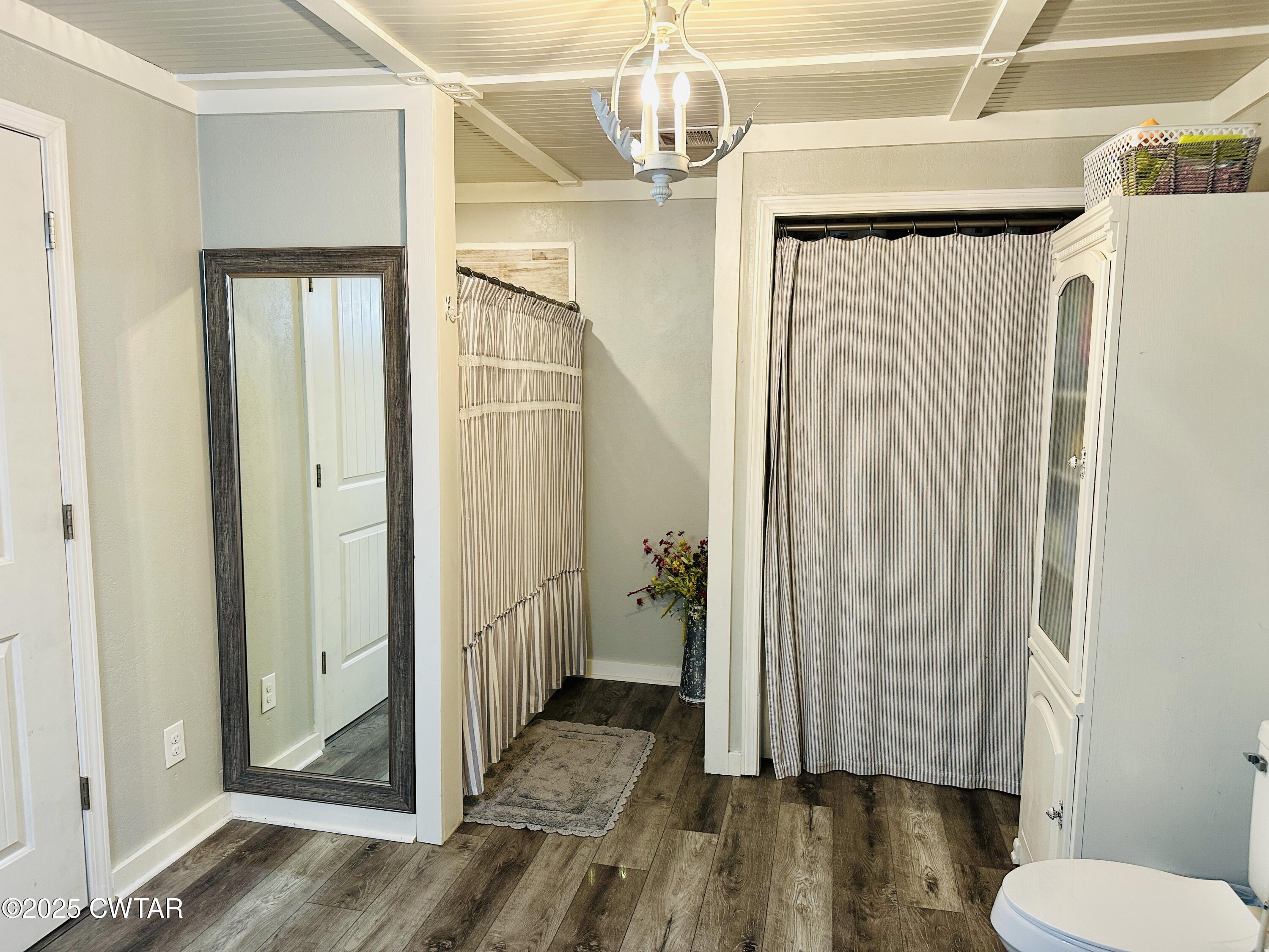 404 McKnight Street Rutherford, TN 38369 - Photo 16 of 33 a bathroom with a sink and a mirror