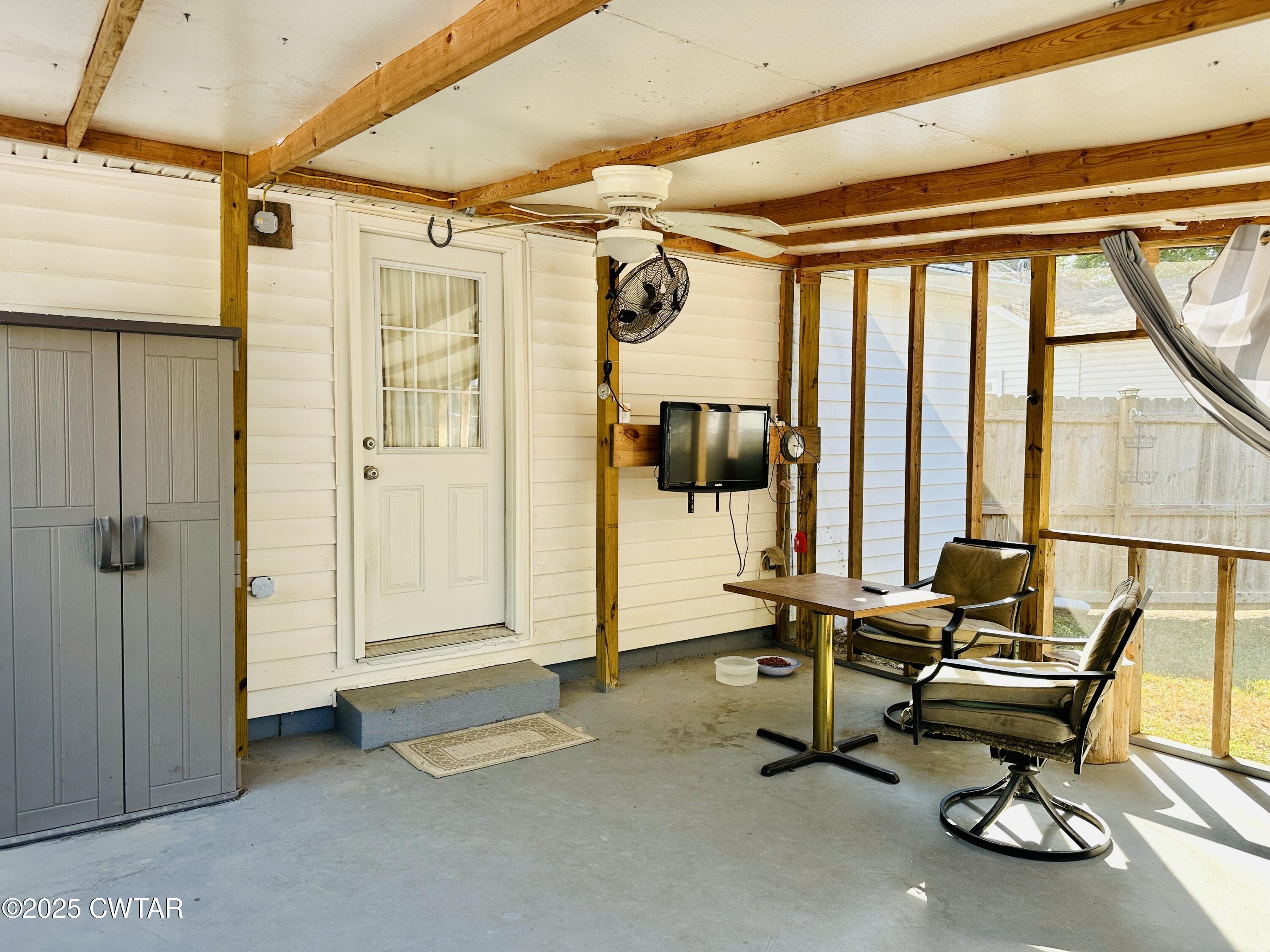 404 McKnight Street Rutherford, TN 38369 - Photo 23 of 33 a view of a livingroom with furniture and a window