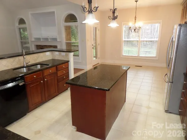 $3,995 | 421 Greenbay Road, Mooresville, NC 28117