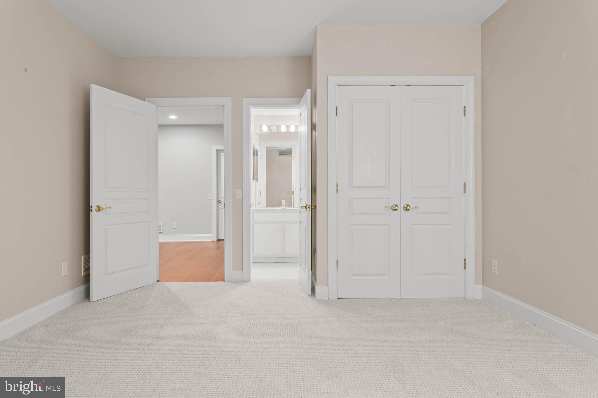 302 Arthur Court Newtown Square, PA 19073 - Photo 51 of 57 4th bedroom w/ large closet and bathroom access.