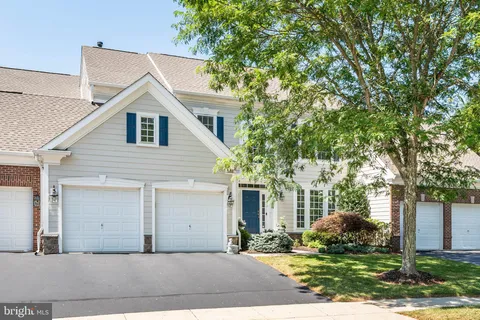 $875,000 | 302 Arthur Court, Newtown Square, PA 19073