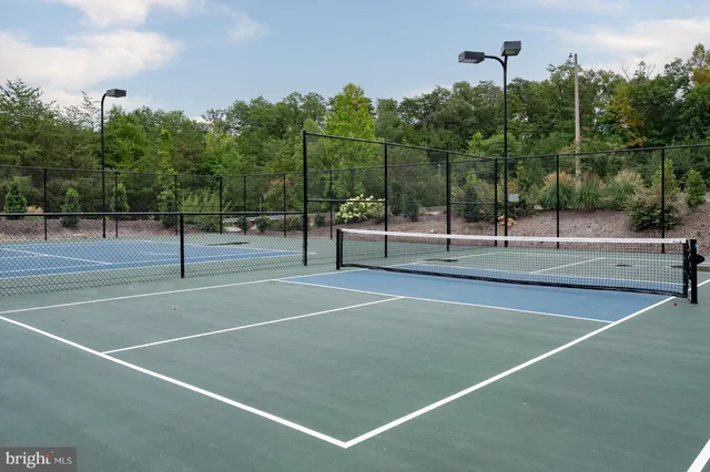 $474,900 | 5602 Summer Oak Way, Burke, VA 22015