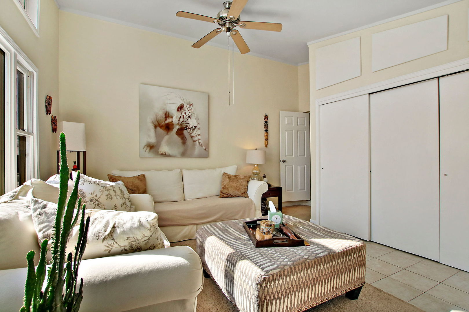 7608 Beaver Road Wonder Lake, IL 60097 - Photo 3 of 19 a living room with furniture and a window