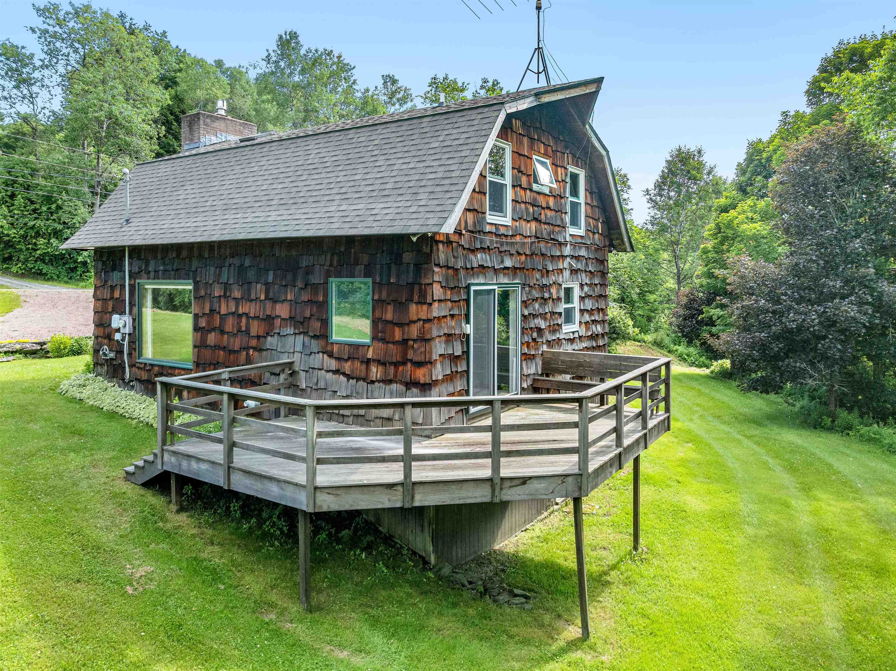 95 Thatcher Brook Road Waterbury, VT 05677 - Photo 4 of 57