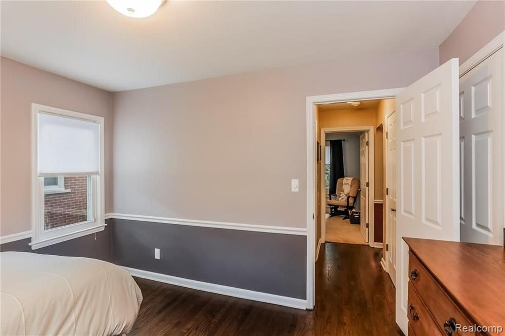 1935 Sheffield Road Birmingham, MI 48009 - Photo 12 of 31
