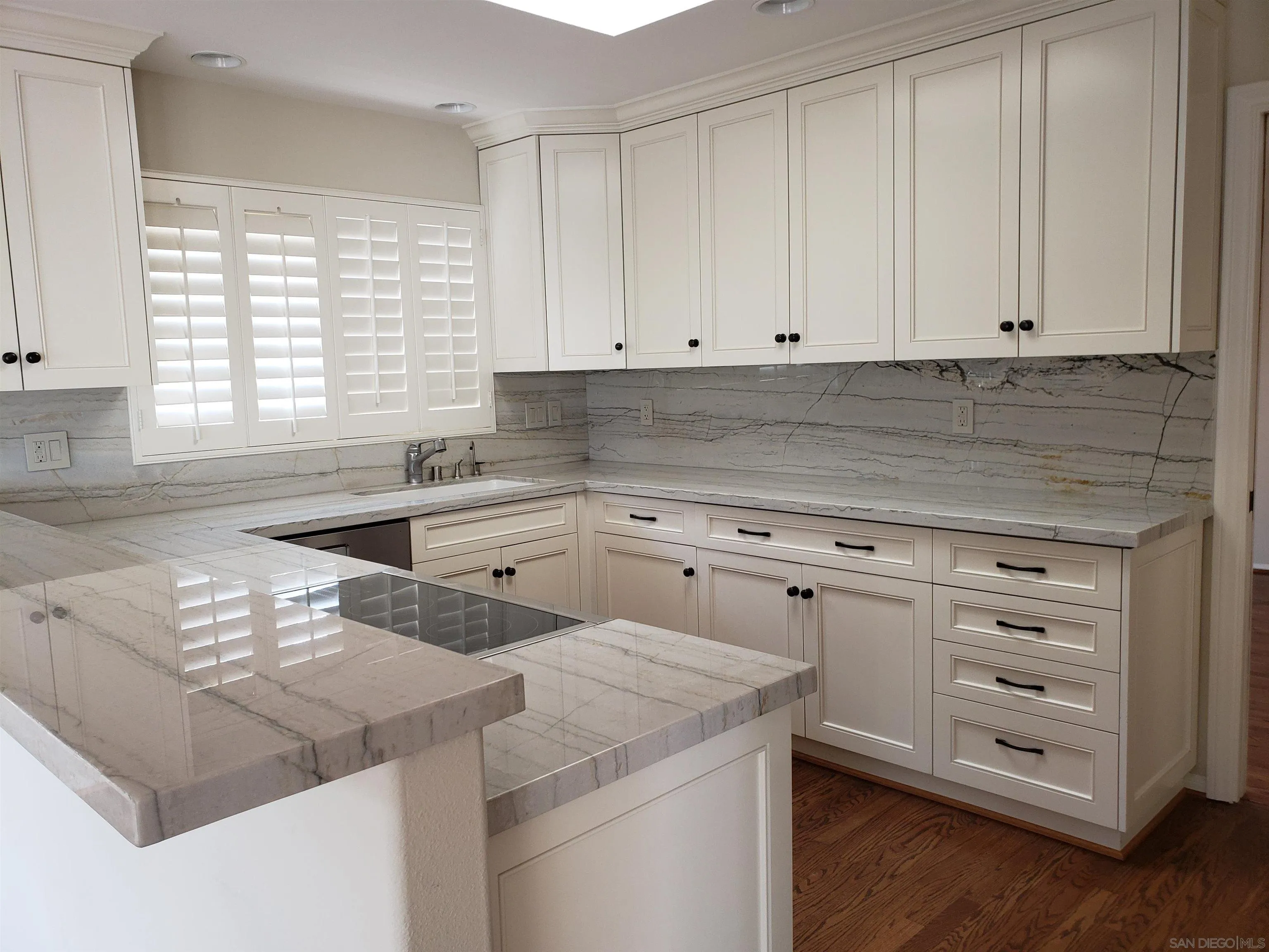 6155 Paseo Delicias Rancho Santa Fe, CA 92067 - Photo 6 of 17 Kitchen