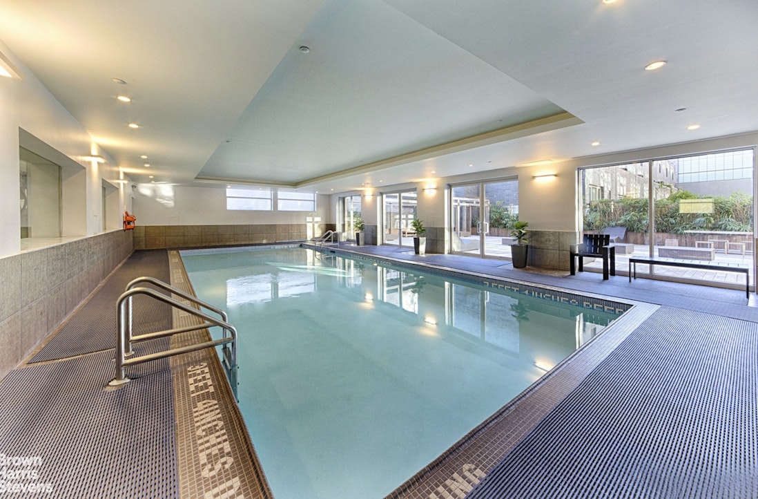 80 Metropolitan Avenue, Unit 4U Brooklyn, NY 11249 - Photo 17 of 22