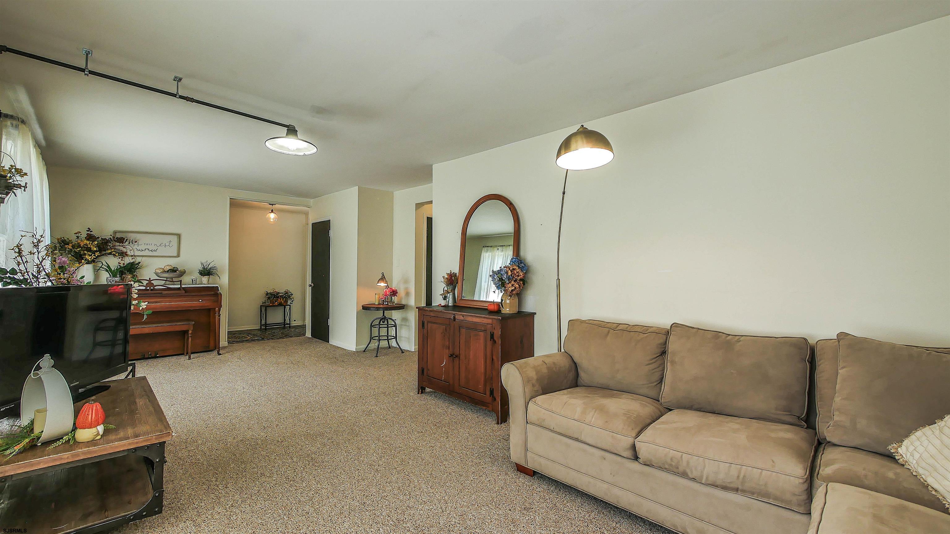 2037 Shore Road Linwood, NJ 08221 - Photo 6 of 46 Gallery Image 6