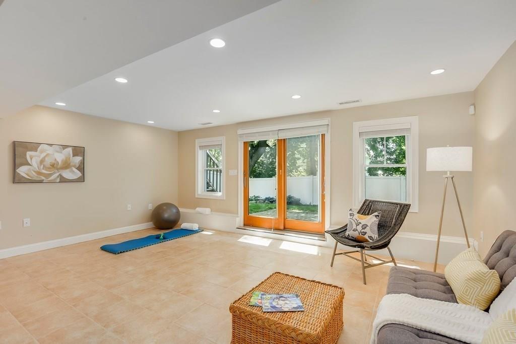 21 Knox Street Belmont, MA 02478 - Photo 31 of 38