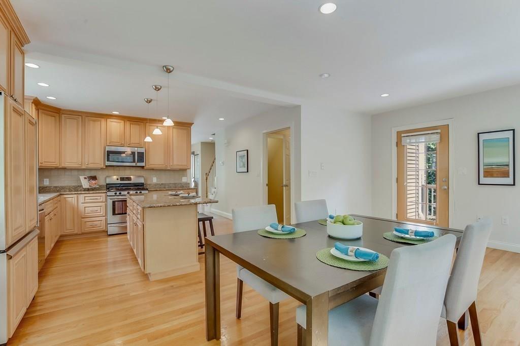 21 Knox Street Belmont, MA 02478 - Photo 7 of 38