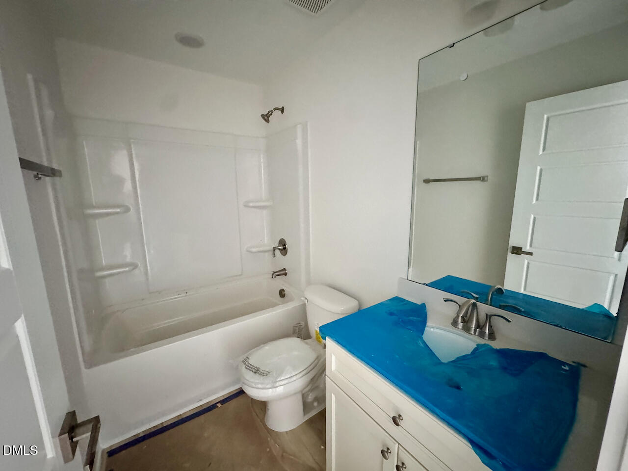 220 George Street Four Oaks, NC 27524 - Photo 41 of 48 Full Bathroom