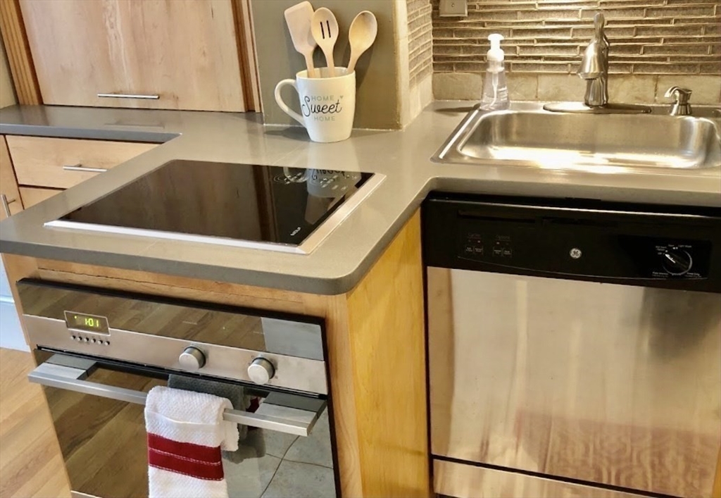 40 St Botolph Street, Unit 22 Boston, MA 02116 - Photo 8 of 25