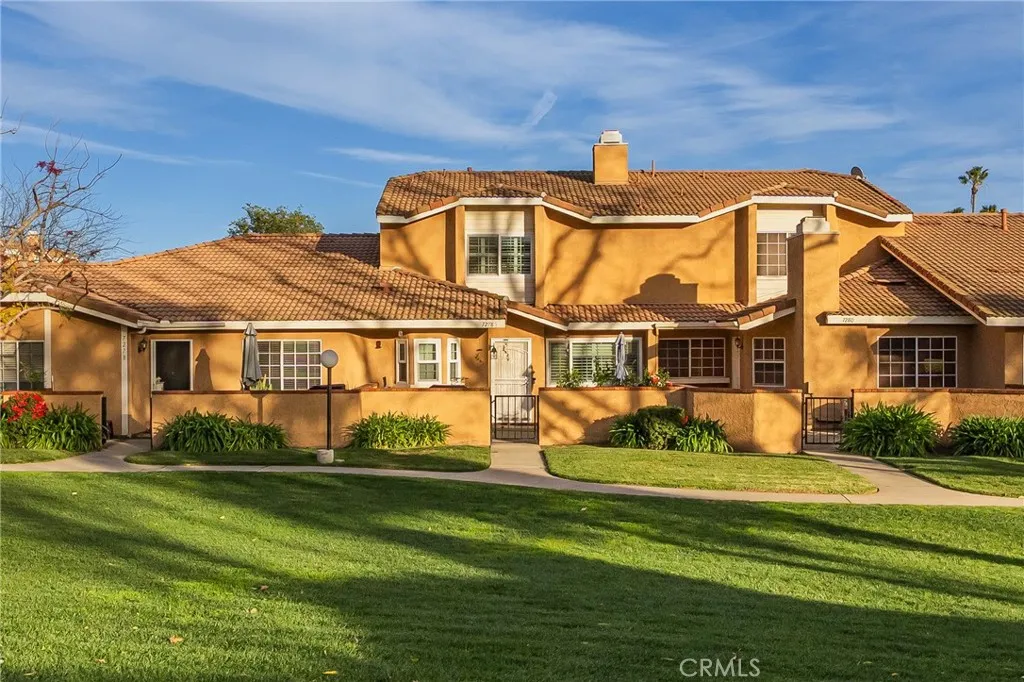7278 Hermosa Avenue Rancho Cucamonga, CA 91701 - Photo 2 of 40